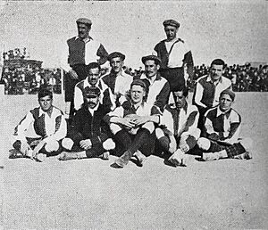 Archivo:1909-04-10, Blanco y Negro, El equipo de Bilbao, Cifuentes