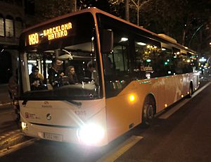 Archivo:Autobús N80 Barcelona-Mataró