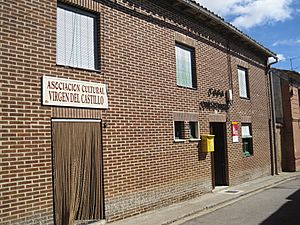 Archivo:Ayuntamiento Pozo de Urama