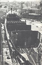 Archivo:B-30 ship in shipyard