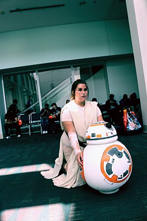 Archivo:Cosplay of Rey Skywalker and BB-8, Anime Expo 2016, Day 1