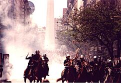 Archivo:Crisis 20 diciembre 2001