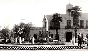 Archivo:El palacio municipal de Tacuba