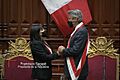 Francisco Sagasti juramentando como presidente del Perú