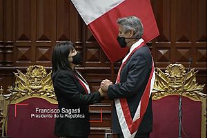 Archivo:Francisco Sagasti juramentando como presidente del Perú