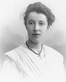 Hendrika Johanna van Leeuwen (1887–1974).jpg