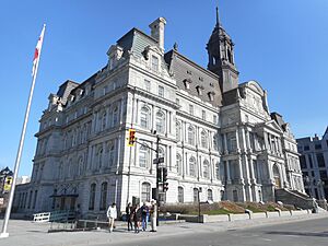 Archivo:Hotel de ville de Montreal - 100