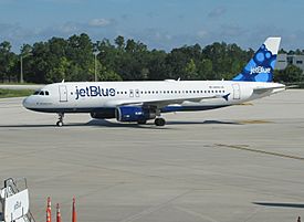 JetBlue A320 at Orlando.jpeg