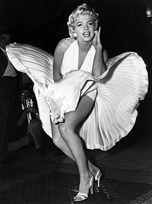Archivo:Marilyn Monroe photo pose Seven Year Itch