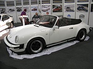 Archivo:Porsche 911 SC Cabriolet (5439420555)