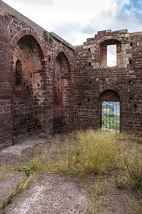 Sant Genís de Rocafort - Nave - Teillu.jpg