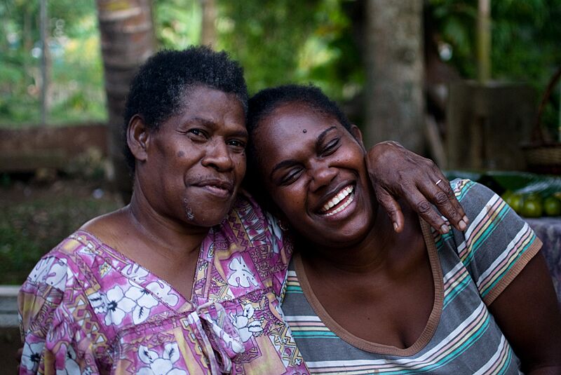 Smiling Women (Imagicity 435)