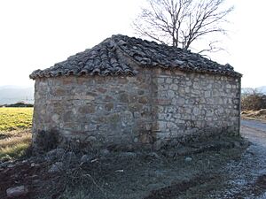 Archivo:Tremp. Vilamitjana. Santa Llúcia 5