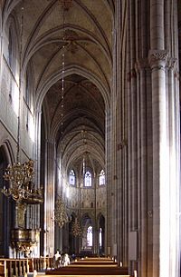 Archivo:Uppsala cathedral inside