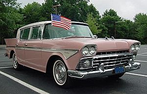 Archivo:1958 Rambler sedan pink and white NJ