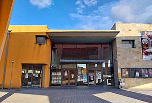 Archivo:Alsasua - Centro Cultural IORTIA 2