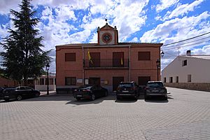 Archivo:Ayuntamiento de San Vicente de Arévalo