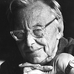 Archivo:Carl Orff um 1970