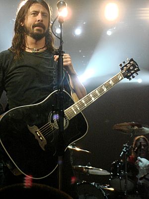 Archivo:Dave Grohl 2008