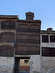 Detalle de balcones de la Plaza del Coso en Peñafiel