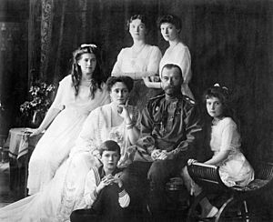 Archivo:Family Nicholas II of Russia ca. 1914