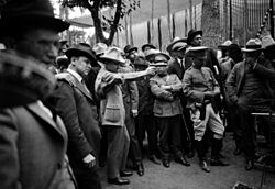 Archivo:Francisco R. Serrano durante su campaña política