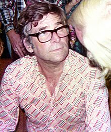 Gene roddenberry 1976.jpg