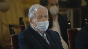 Gobierno condecoró a Ruth Shady, Tomás Unger y Uriel García 11-8 screenshot.png