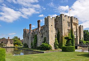 Archivo:Hever Castle 2014 06 20 1