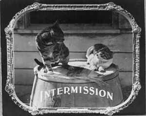 Archivo:Intermission LCCN2012645960