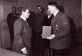 Archivo:Luukkonen ja Hitler