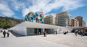Archivo:Málaga Centre Pompidou.20150418
