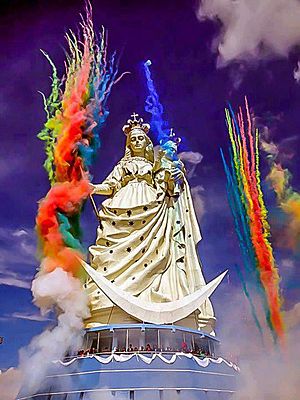Archivo:Monumento Virgen del Socavón