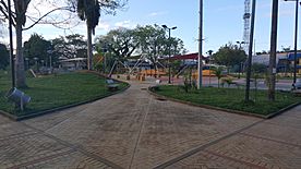 Parque principal de Mitú, Vaupés.jpg