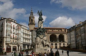 Archivo:Plaza de la Virgen Blanca en Vitoria-Gasteiz