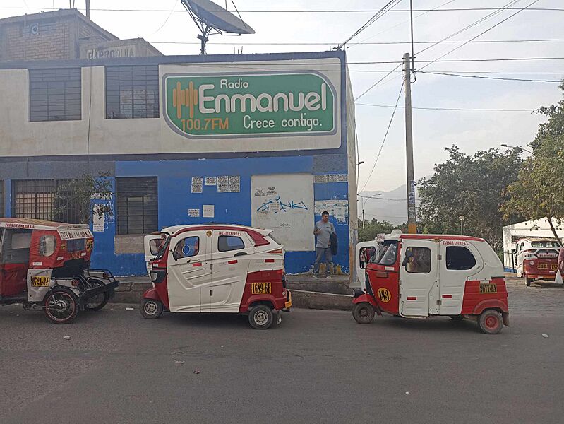 Radio Enmanuel 100.7 FM
