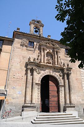 St Martin Church in Salamanca 03.JPG