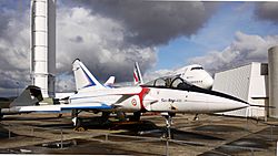 Archivo:Super Mirage 4000 Musee du Bourget P1010972