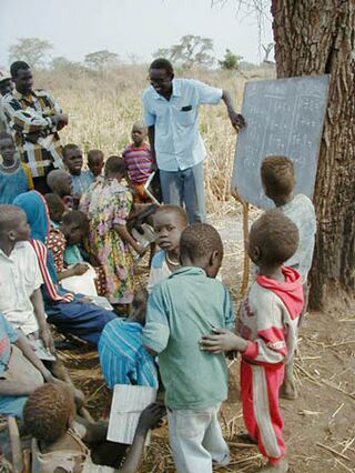 Village school in Northern Bahr el Ghazal, Sudan.jpg