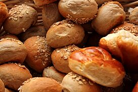 Breads of Turkish hotel (01).jpg