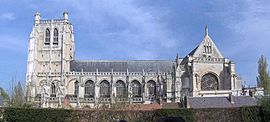 Cathédrale de Saint-Omer totale.jpg