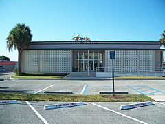 Clewiston FL City Hall01.jpg