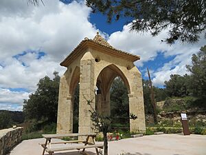 Archivo:Cruz Cubierta de Jérica (Castellón, España), data de 1550