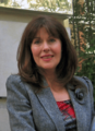 Elisabeth Sladen crop