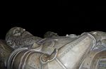 Archivo:Estàtues jacents del sepulcre dels marquesos de Zenete, capella dels reis del convent de Sant Doménec, València