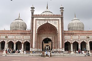 Archivo:Jama Masjid, Facade, Delhi, India