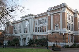 Lincoln Hall-1.jpg