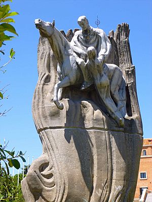 Archivo:Madrid - Museo de América, Monumento a la Hispanidad