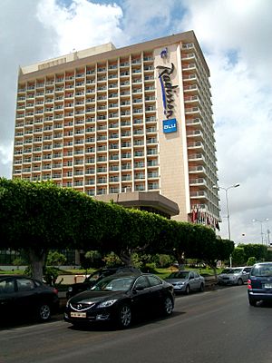 Archivo:Mehari Radisson Blu Hotel Tripoli Libya