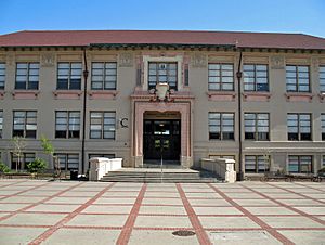 Archivo:Old Berkeley High School (Berkeley, CA)